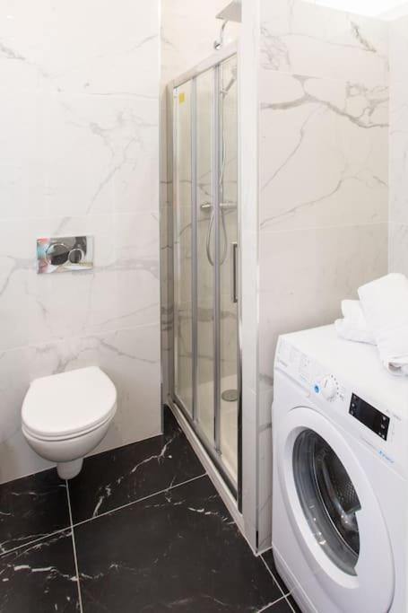 #43 Design Studio Terrace Ac Wifi Sea View 1Min Beach Nice Bagian luar foto